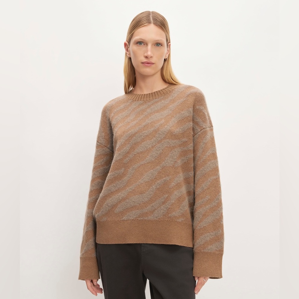EVERLANE The Alpaca Tiger Jacquard Crewneck Size L 
NWT